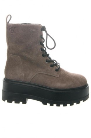 Dámské poltopánky Calvin Klein Jeans, Veľkosť 38, Farba Béžová, Cena  136,26 €