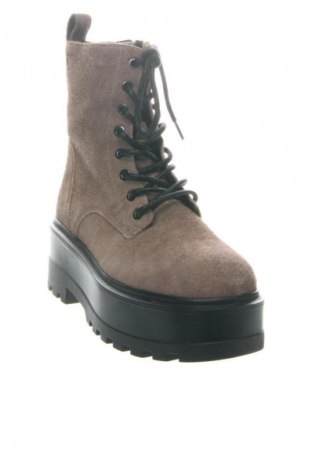 Dámské poltopánky Calvin Klein Jeans, Veľkosť 38, Farba Béžová, Cena  136,26 €