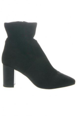 Dámské boty  Caprice, Velikost 40, Barva Černá, Cena  1 652,00 Kč