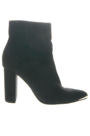 Dámské boty  DeeZee, Velikost 38, Barva Černá, Cena  759,00 Kč