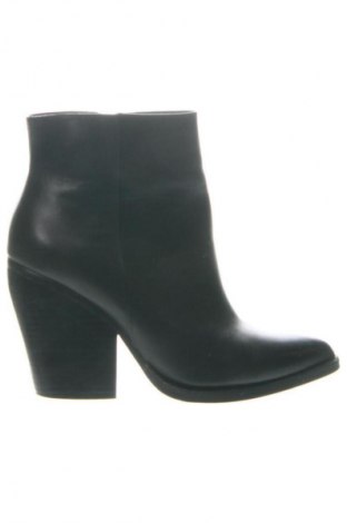 Dámské boty  Gino Rossi, Velikost 38, Barva Černá, Cena  1 879,00 Kč