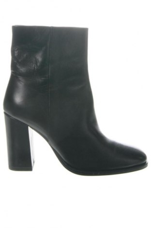 Dámské boty  Karolina Kurkova Originals, Velikost 37, Barva Černá, Cena  2 549,00 Kč