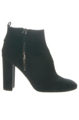 Dámské boty  Massimo Dutti, Velikost 38, Barva Černá, Cena  2 477,00 Kč