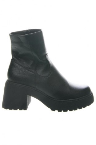 Dámské boty  New Look, Velikost 39, Barva Černá, Cena  913,00 Kč