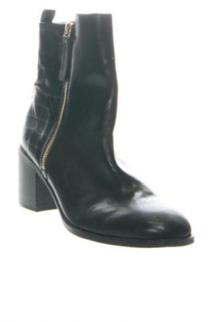 Dámské boty  Office, Velikost 38, Barva Černá, Cena  1 529,00 Kč