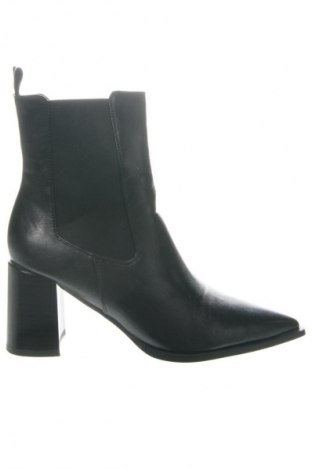 Dámské poltopánky Raid, Veľkosť 38, Farba Čierna, Cena  37,95 €