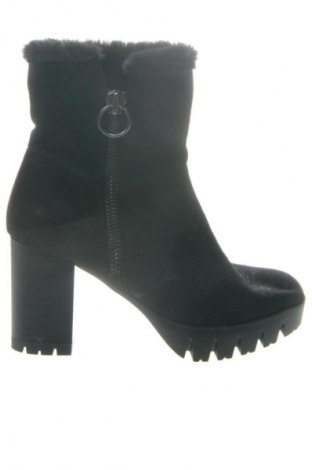 Dámské boty  S.Oliver, Velikost 38, Barva Černá, Cena  459,00 Kč