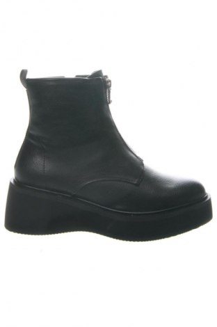 Dámské boty  Simply Be, Velikost 38, Barva Černá, Cena  939,00 Kč