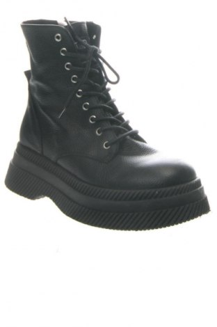 Dámské poltopánky Steve Madden, Veľkosť 40, Farba Čierna, Cena  62,95 €