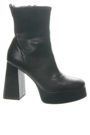 Dámské boty  Tamaris, Velikost 39, Barva Černá, Cena  1 679,00 Kč