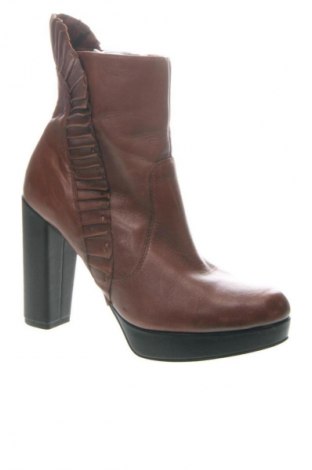 Dámské poltopánky Tamaris, Veľkosť 40, Farba Hnedá, Cena  39,95 €