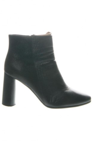 Dámské boty  Unbranded, Velikost 40, Barva Černá, Cena  1 679,00 Kč