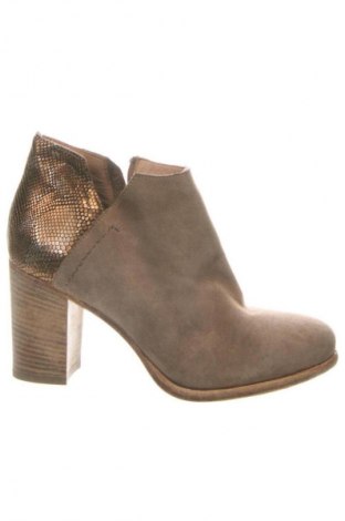 Dámské boty  Vero Cuoio, Velikost 37, Barva Vícebarevné, Cena  1 717,00 Kč