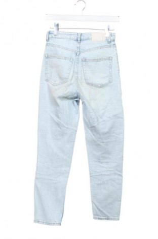 Dámske džínsy  Bershka, Veľkosť XS, Farba Modrá, Cena  14,95 €