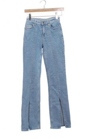 Női farmernadrág Bershka, Méret XXS, Szín Kék, Ár 6 103 Ft