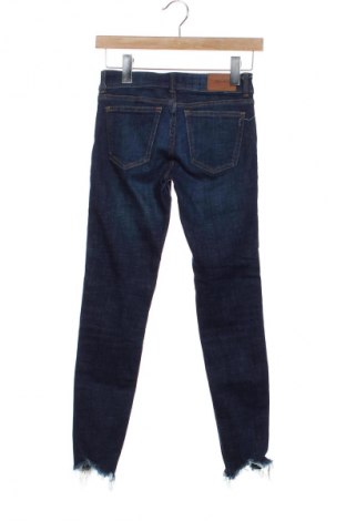 Γυναικείο Τζίν Bershka, Μέγεθος XXS, Χρώμα Μπλέ, Τιμή 14,83 €