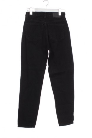 Dámské džíny  Bershka, Velikost XS, Barva Černá, Cena  249,00 Kč