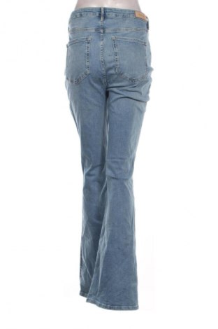 Damen Jeans Cotton Club, Größe L, Farbe Blau, Preis 15,00 €
