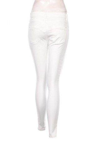 Damen Jeans Esmara, Größe M, Farbe Weiß, Preis € 15,00