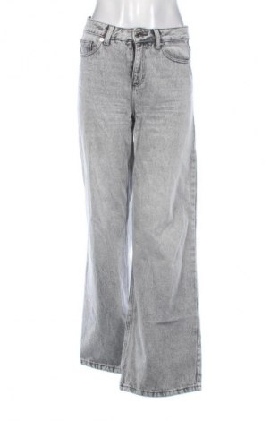 Dámske džínsy  House, Veľkosť S, Farba Sivá, Cena  15,00 €
