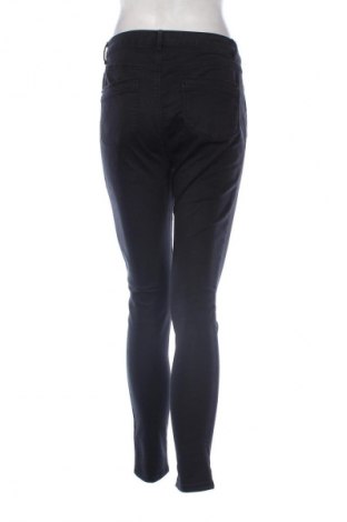 Γυναικείο Τζίν ONLY, Μέγεθος M, Χρώμα Μαύρο, Τιμή 47,99 €