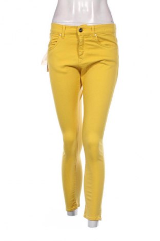 Dámské džíny  Pinko, Velikost S, Barva Žlutá, Cena  5 369,00 Kč