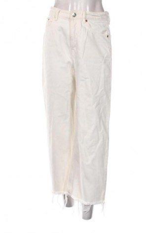 Γυναικείο Τζίν Pull&Bear, Μέγεθος S, Χρώμα Εκρού, Τιμή 12,99 €
