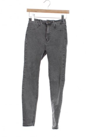 Női farmernadrág Pull&Bear, Méret XS, Szín Szürke, Ár 6 198 Ft