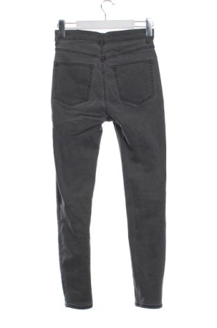 Női farmernadrág Pull&Bear, Méret XS, Szín Szürke, Ár 6 199 Ft