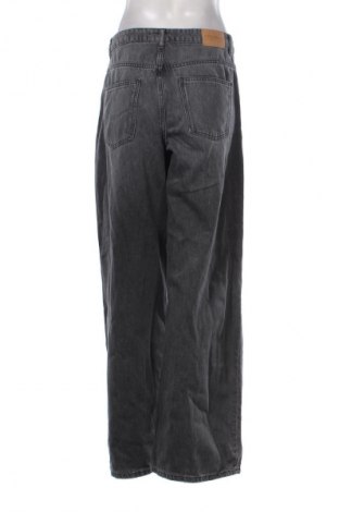 Női farmernadrág Review, Méret M, Szín Szürke, Ár 8 637 Ft