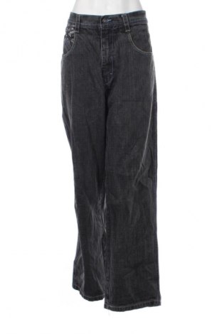 Дамски дънки South Pole, Размер XXL, Цвят Черен, Цена 9,71 €