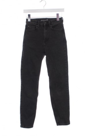 Дамски дънки Stradivarius, Размер XS, Цвят Сив, Цена 14,83 €