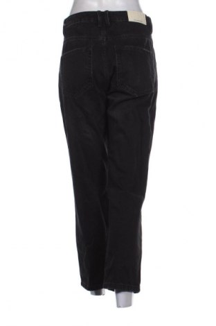 Дамски дънки Stradivarius, Размер M, Цвят Черен, Цена 15,00 €