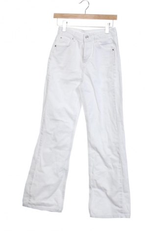 Női farmernadrág Trendyol, Méret XS, Szín Fehér, Ár 8 678 Ft