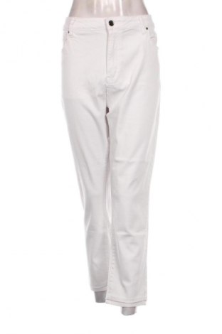 Γυναικείο Τζίν Unbranded, Μέγεθος 4XL, Χρώμα Λευκό, Τιμή 27,68 €