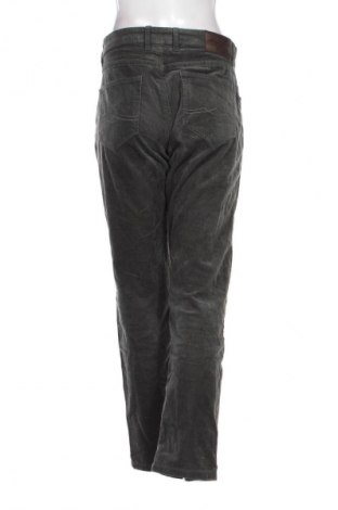Damen Cordhose Canda, Größe L, Farbe Grün, Preis € 8,99