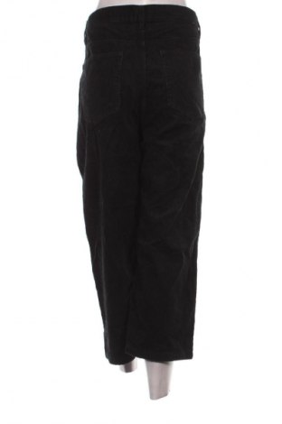 Дамски джинси H&M, Размер XL, Цвят Черен, Цена 7,66 €