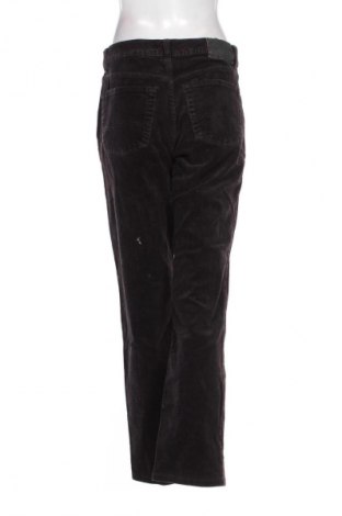 Női kordbársony nadrág Pioneer, Méret L, Szín Barna, Ár 5 639 Ft