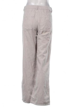 Damen Cordhose Pull&Bear, Größe M, Farbe Beige, Preis € 15,00