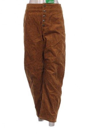 Γυναικείο κοτλέ παντελόνι United Colors Of Benetton, Μέγεθος M, Χρώμα Καφέ, Τιμή 18,99 €