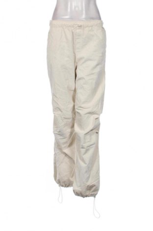 Damen Cordhose Zara, Größe M, Farbe Ecru, Preis € 10,99