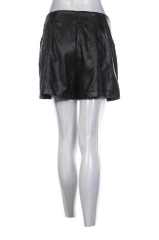 Damen Shorts Amisu, Größe L, Farbe Schwarz, Preis € 7,99