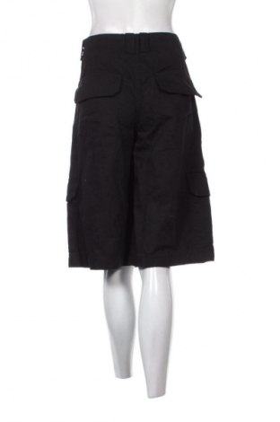 Γυναικείο κοντό παντελόνι Bershka, Μέγεθος XXL, Χρώμα Μαύρο, Τιμή 18,46 €