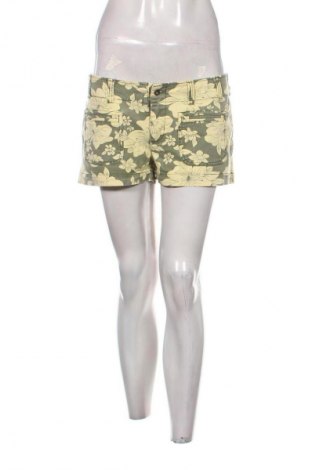 Damen Shorts Cropp, Größe L, Farbe Mehrfarbig, Preis € 17,46