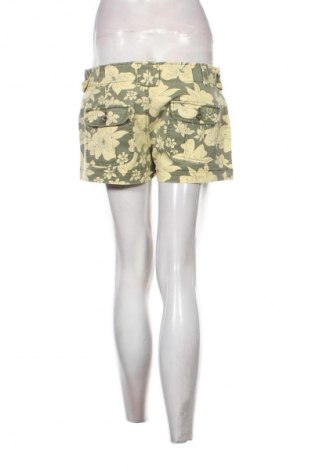 Damen Shorts Cropp, Größe L, Farbe Mehrfarbig, Preis € 17,46