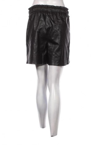 Női rövidnadrág Edc By Esprit, Méret S, Szín Fekete, Ár 7 025 Ft