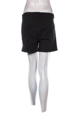 Női rövidnadrág Fisherfield, Méret L, Szín Sokszínű, Ár 4 042 Ft