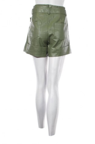Damen Shorts Loavies, Größe S, Farbe Grün, Preis 10,99 €