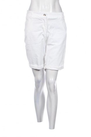 Női rövidnadrág More & More, Méret L, Szín Fehér, Ár 10 331 Ft