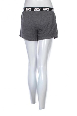 Damen Shorts Nike, Größe M, Farbe Mehrfarbig, Preis € 17,04